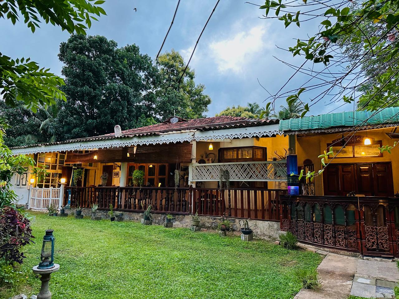Hotel Astotel